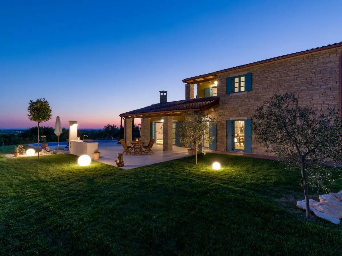Holiday Home Villa Toscana By Interhome Vilanija